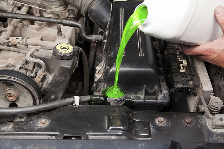 antifreeze vs water