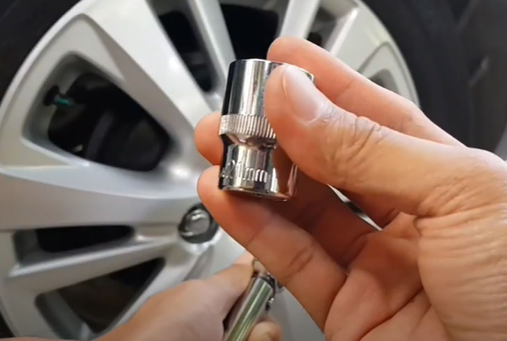 toyota-sienna-wheel-torque